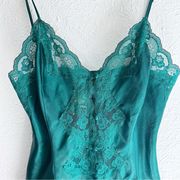 Victoria’s Secret Vintage Gold label Satin Teddy Bodysuit Emerald Green Sz Small - Picture 2 of 6
